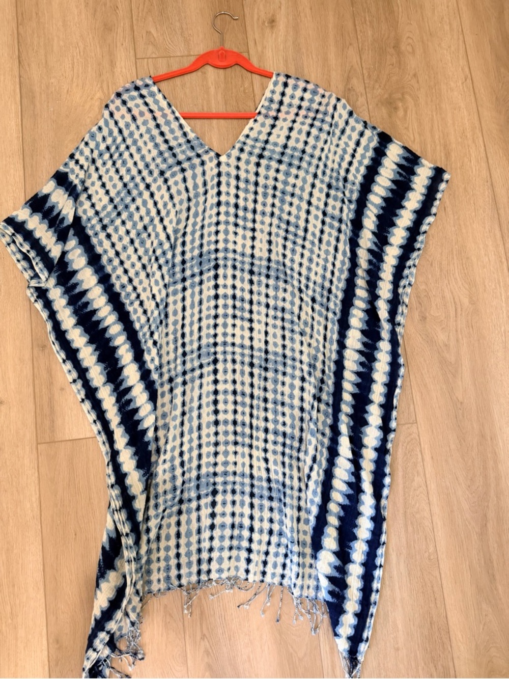 Karlie Navy and White Tie-Dye V-Neck Tunic